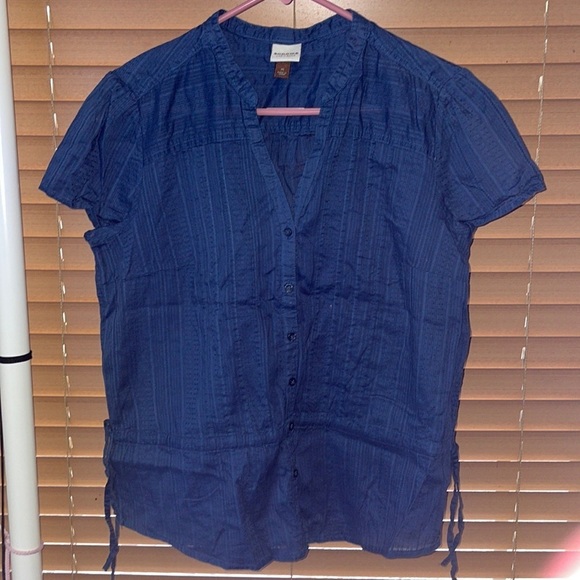 Sonoma life + style blue button up blouse. Size M - Picture 1 of 5